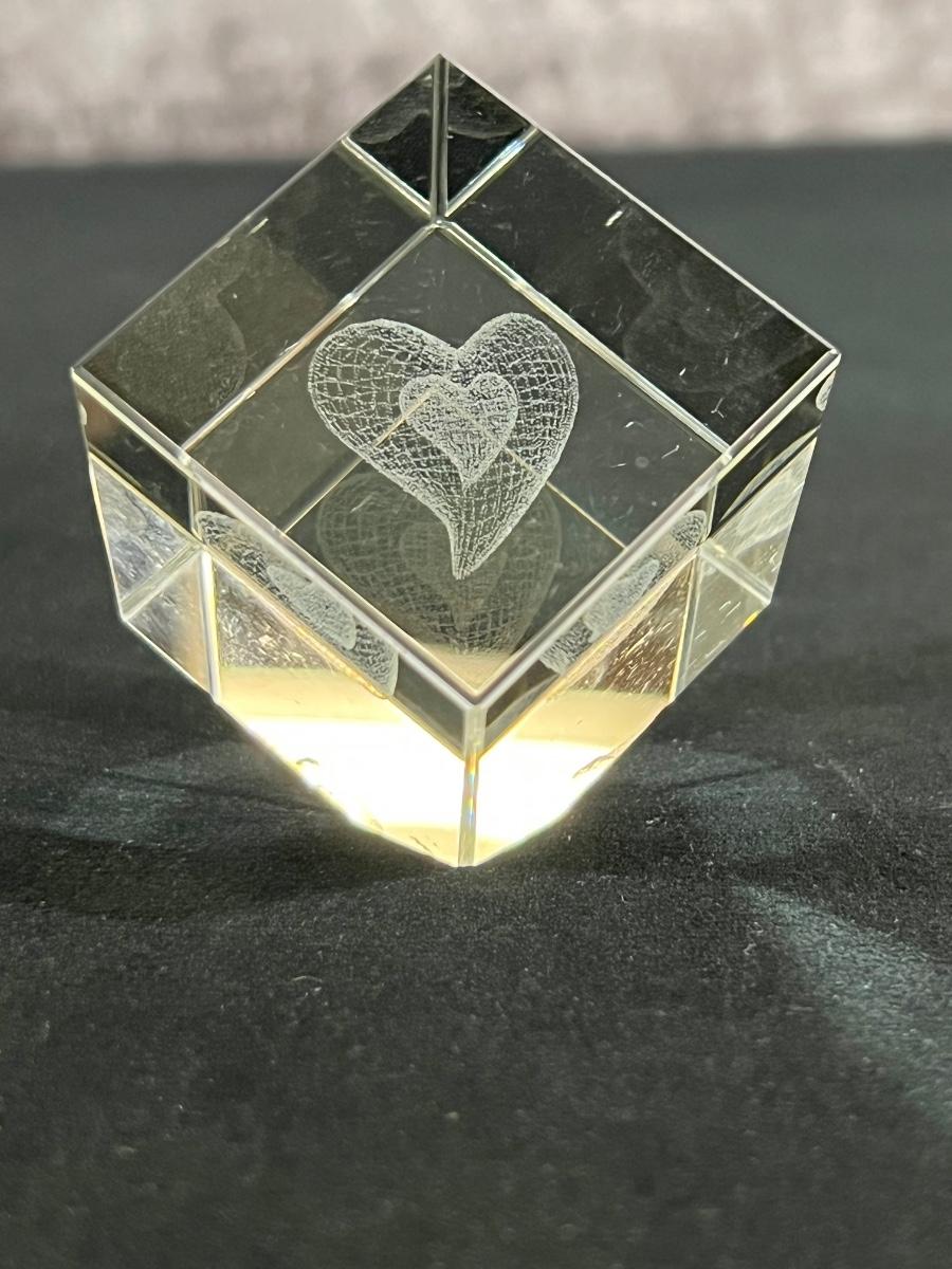 7 Laser Etched Crystal Cubes