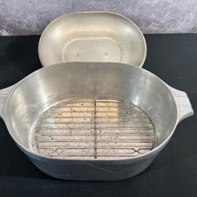 Wagner Ware 4265-M 8qt Dutch Oven