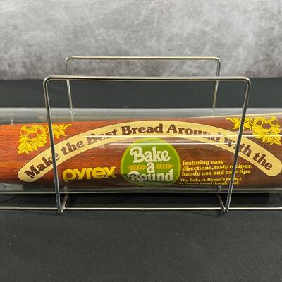 Set of Pyrex Bake-A-Rounds