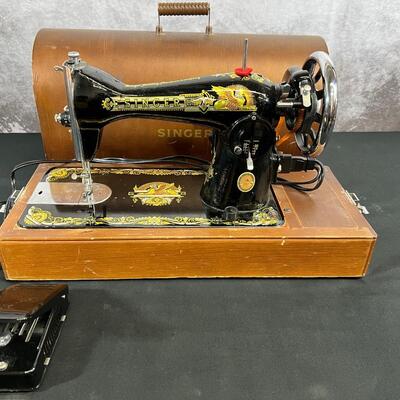 Singer, Vintage Sewing Machine