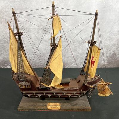 Spainish Caravelle Model Ship