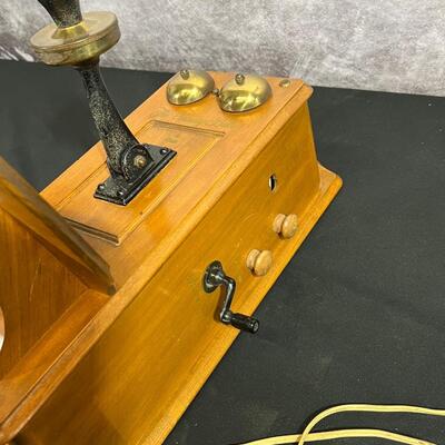 Guild The Country Belle Radio Phone