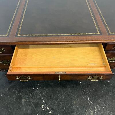 Hekman Chippendale Desk Mahogany
