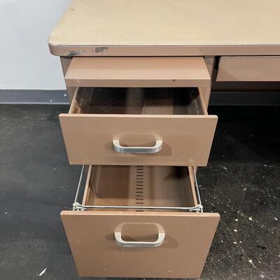 Tanker Desk A