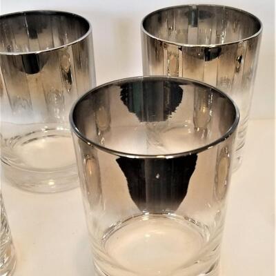 Lot #66 Set of 10 Mid Century Bar Glasses