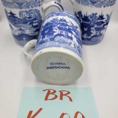 3 Pc Blue Willow coffee Mugs
