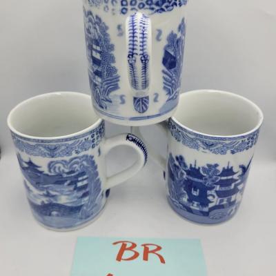3 Pc Blue Willow coffee Mugs