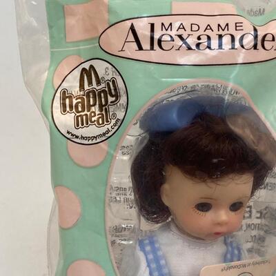 Madame Alexander Dorothy Doll McDonalds Happy Meal Toy Packaged