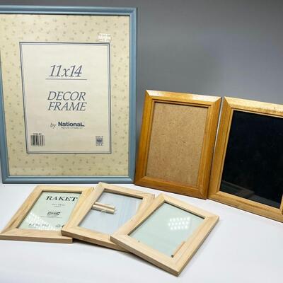 Lot of Home Decor Displayable & Hanging Picture Frames