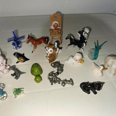 Small trinket lot