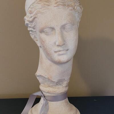 Lot 35: Vintage Bust of a Woman