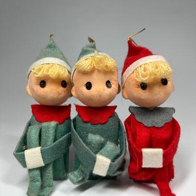 Retro Elf on Shelf Knee Hugger Elves Sprites Felt Cloth Christmas Holiday Hanging Ornaments