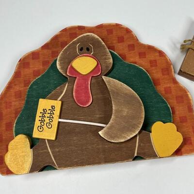 Thanksgiving Fall Autumn Wooden Turkey & Scarecrow Signs