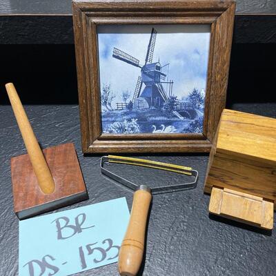 Blue & White Windmill Picture Lot
