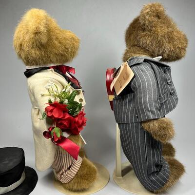 Pair of Heirloom Boyds Bears Fancy Valentines Day Teddy Bears