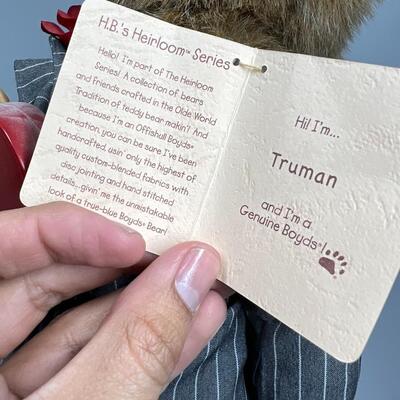 Pair of Heirloom Boyds Bears Fancy Valentines Day Teddy Bears