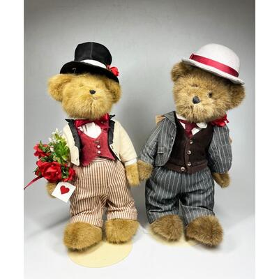 Pair of Heirloom Boyds Bears Fancy Valentines Day Teddy Bears