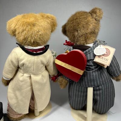 Pair of Heirloom Boyds Bears Fancy Valentines Day Teddy Bears