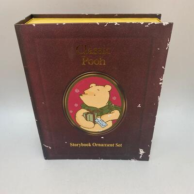 Classic Pooh Storybook Ornament Set