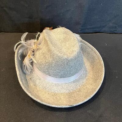 Sonni Vintage Felt Hat, Gray W/Feathers 