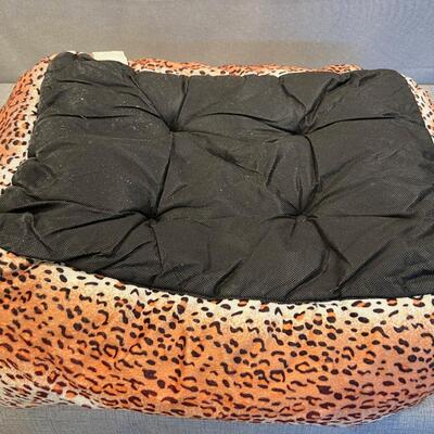 Doggy Bed, Leopard Print 