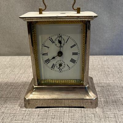 Silver Toned, Clock that Winds Up