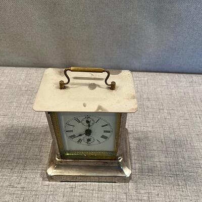Silver Toned, Clock that Winds Up