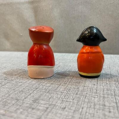 Bumble and Mrs. Gump Figural Salt & Pepper