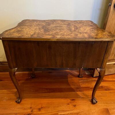 Chippendale Style by Weiman Ball & Claw Foot Table 