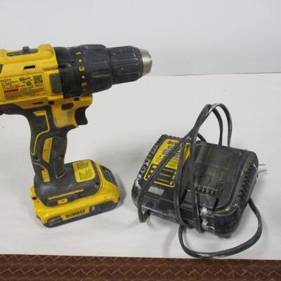 DeWalt DCD777 20V Cordless 1/2" Drill With Battery & Charger