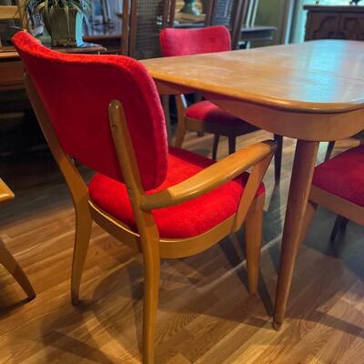 Heywood Wakefield Mid-Century Dinning set with 5 Chairs