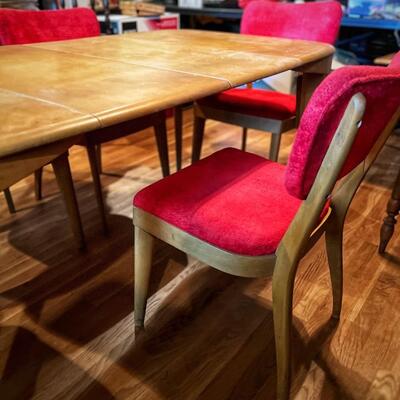 Heywood Wakefield Mid-Century Dinning set with 5 Chairs