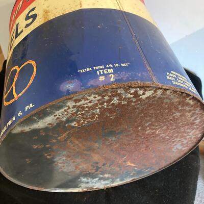 Reismanâ€™s PRETZELS Large Advertising Tin