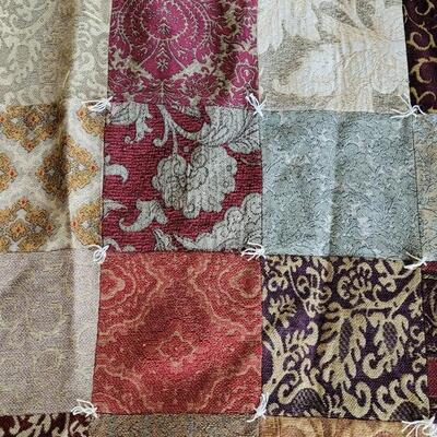 Lot 79: Vintage Quilted Throw Blanket