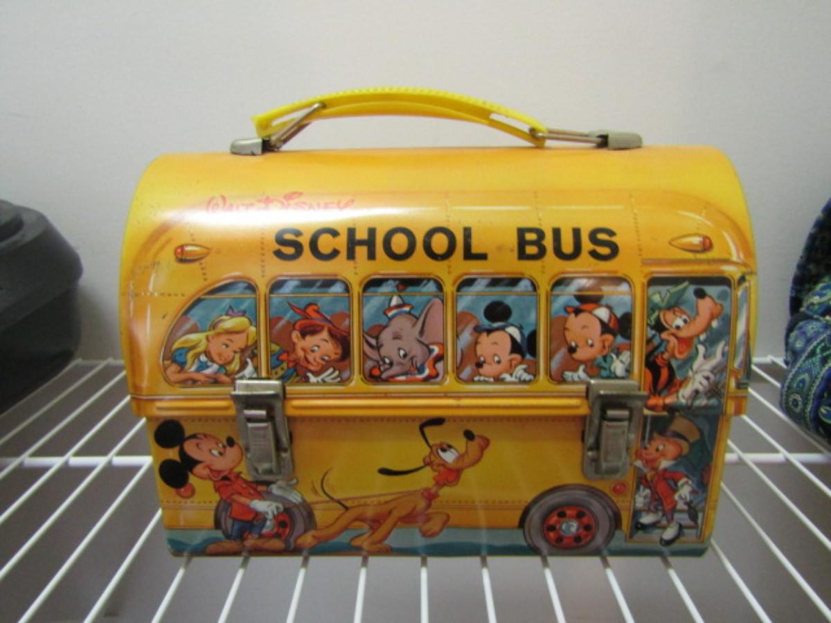 Vintage Metal Disney Lunchbox | EstateSales.org