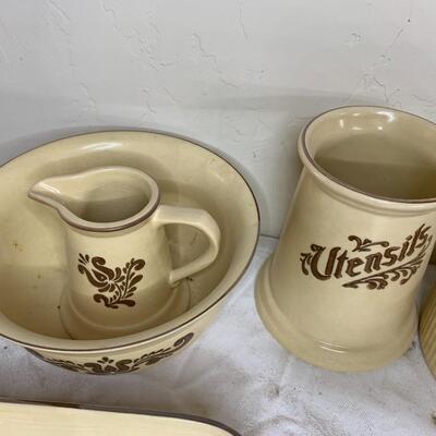 PFALTZGRAFF ceramic dinnerware