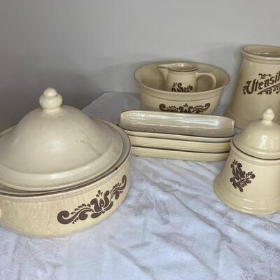 PFALTZGRAFF ceramic dinnerware