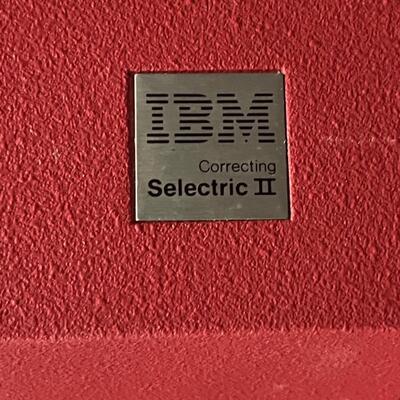 IBM correcting Selectric 2