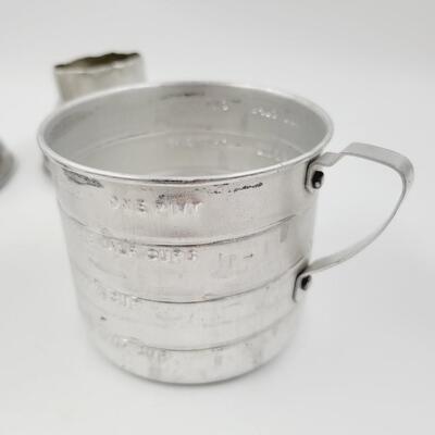 VINTAGE METAL KITCHEN ACCESSORIES