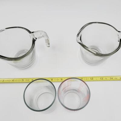 ANCHOR HOCKING MEASURING CUPS