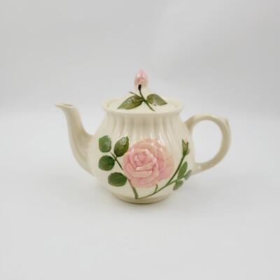 1950s SHAWNEE POTTERY ROSE TEA POT