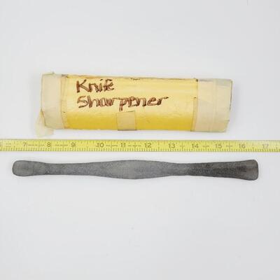KNIFE SHARPENER STONE W/ PROTECTIVE COVER