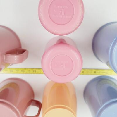 PLASTIC CAMPING LOT OF CUPS