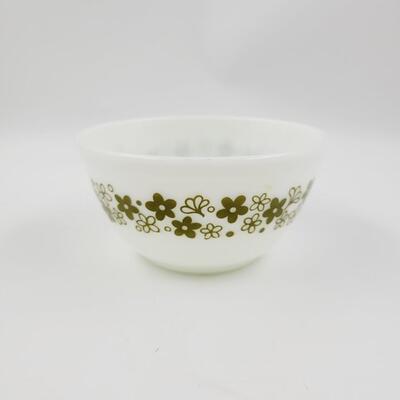 VINTAGE PYREX SPRING BLOSSOM BOWL