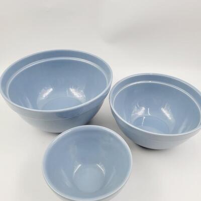 TREASURE CRAFT POTTERY NESTING BOWL SET