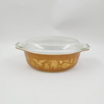 VINTAGE PYREX AMERICANA GOLD OVAL BAKING DISH W/ LID