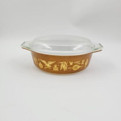 VINTAGE PYREX AMERICANA GOLD OVAL BAKING DISH W/ LID #2