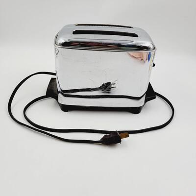 VINTAGE PROCTOR SILEX POP UP TOASTER
