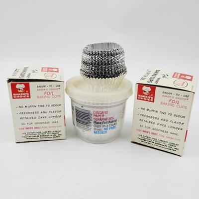 VINTAGE FOIL BAKING CUPS
