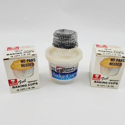 VINTAGE FOIL BAKING CUPS